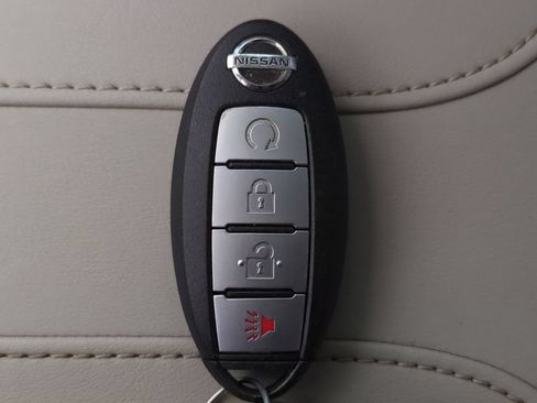 Certified 2021 Nissan Rogue Sport SV FWD image 27