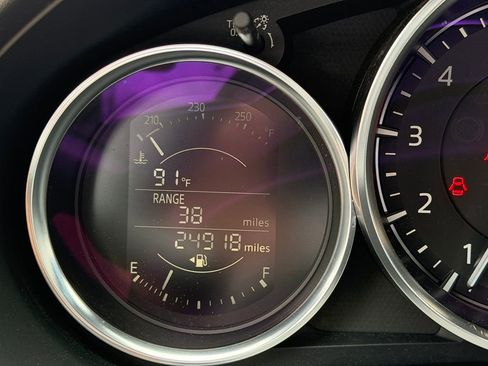 Used 2018 MAZDA MX-5 Miata Grand Touring RWD image 12