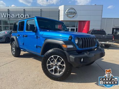 Used 2025 Jeep Wrangler Unlimited Sport AWD/4WD image 1