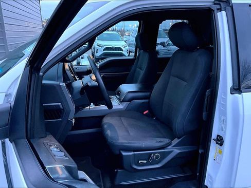 Used 2018 Ford F150 XLT w/ Equipment Group 302A Luxury image 8