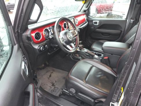 Used 2023 Jeep Wrangler Unlimited Rubicon w/ Steel Bumper Group image 13