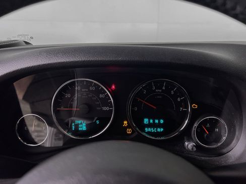 Used 2016 Jeep Wrangler Unlimited Sport w/ Connectivity Group AWD/4WD image 22