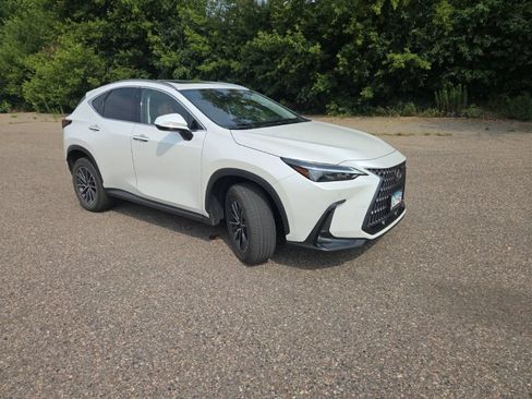 Used 2024 Lexus NX 350h AWD image 25