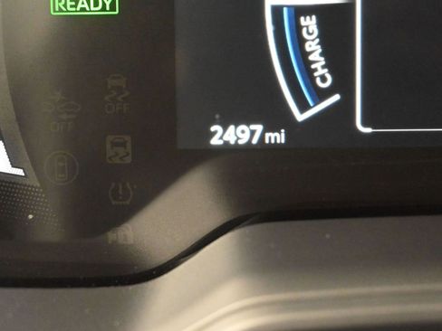 Certified 2025 Toyota Corolla SE image 17