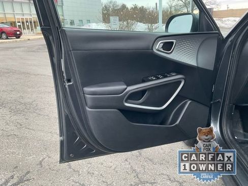 Used 2024 Kia Soul LX w/ Option Group 015 image 9