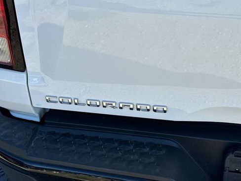 Used 2025 Chevrolet Colorado Trail Boss AWD/4WD image 7
