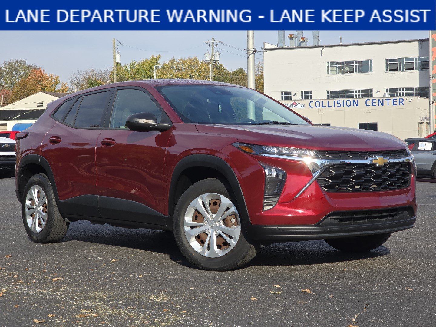 Used 2024 Chevrolet Trax LS FWD image 1