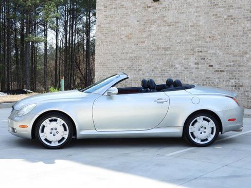 Used 2005 Lexus SC 430 Convertible image 15