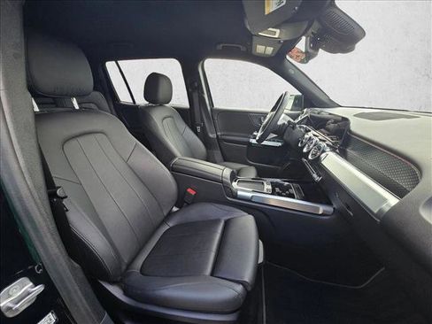 Used 2025 Mercedes-Benz GLB 250 image 22