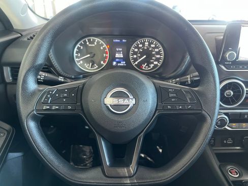 Used 2025 Nissan Sentra S FWD image 47