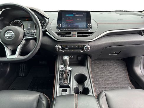 Used 2019 Nissan Altima 2.5 SR w/ SR Premium Package AWD/4WD image 13