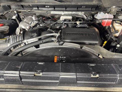 Used 2024 GMC Sierra 2500 Denali w/ Technology Package image 9