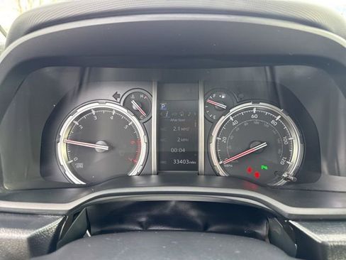 Used 2022 Toyota 4Runner Limited image 19