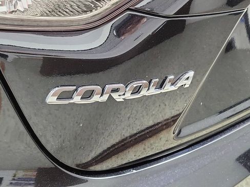 Used 2024 Toyota Corolla LE image 9