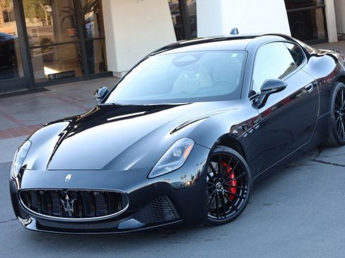 Used 2024 Maserati GranTurismo Modena image 1