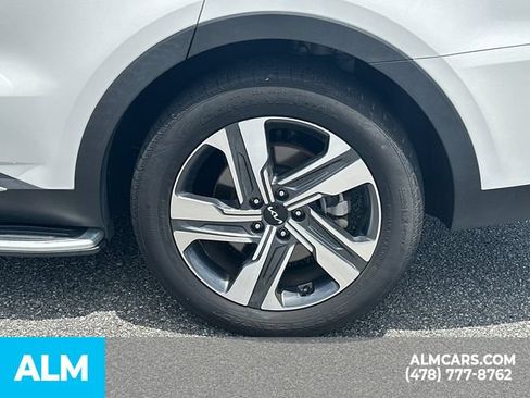 Used 2023 Kia Sorento EX AWD/4WD image 23