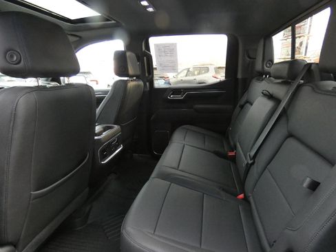 Certified 2022 Chevrolet Silverado 1500 LTZ w/ LTZ Premium Package image 13