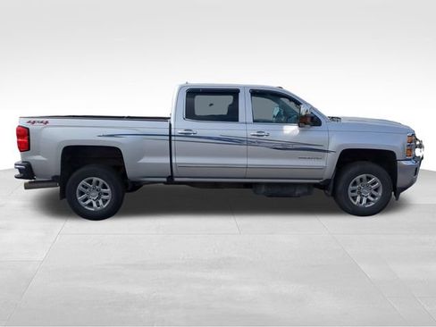 Used 2018 Chevrolet Silverado 2500 LTZ w/ Duramax Plus Package AWD/4WD image 7