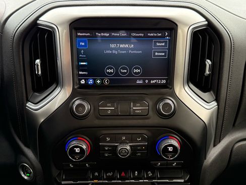 Used 2021 Chevrolet Silverado 1500 RST image 18