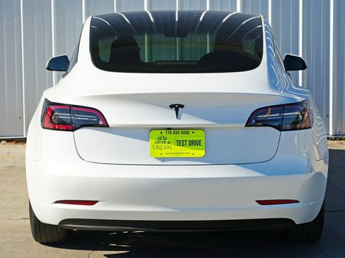 Used 2023 Tesla Model 3 Standard Range image 51