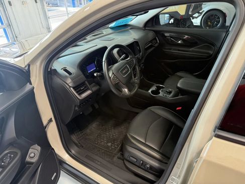 Used 2022 GMC Terrain AT4 w/ Infotainment Package II AWD/4WD image 9