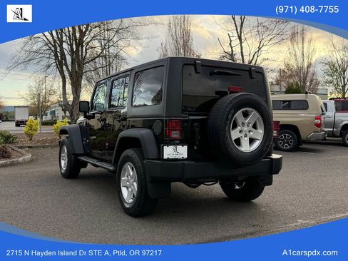 Used 2015 Jeep Wrangler Unlimited Sport w/ Power Convenience Group AWD/4WD image 6