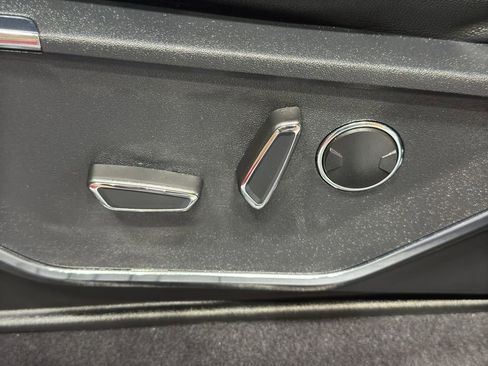 Used 2023 Ford F150 Lariat w/ Equipment Group 502A High image 16