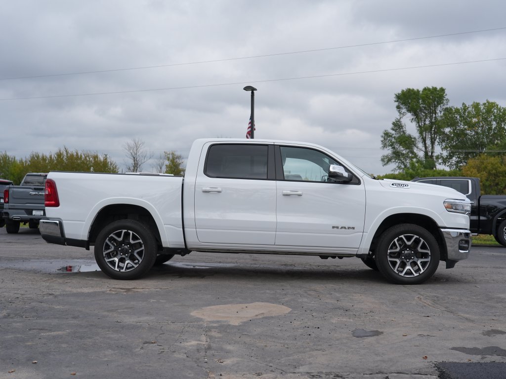 Used 2025 RAM 1500 Laramie AWD/4WD image 2