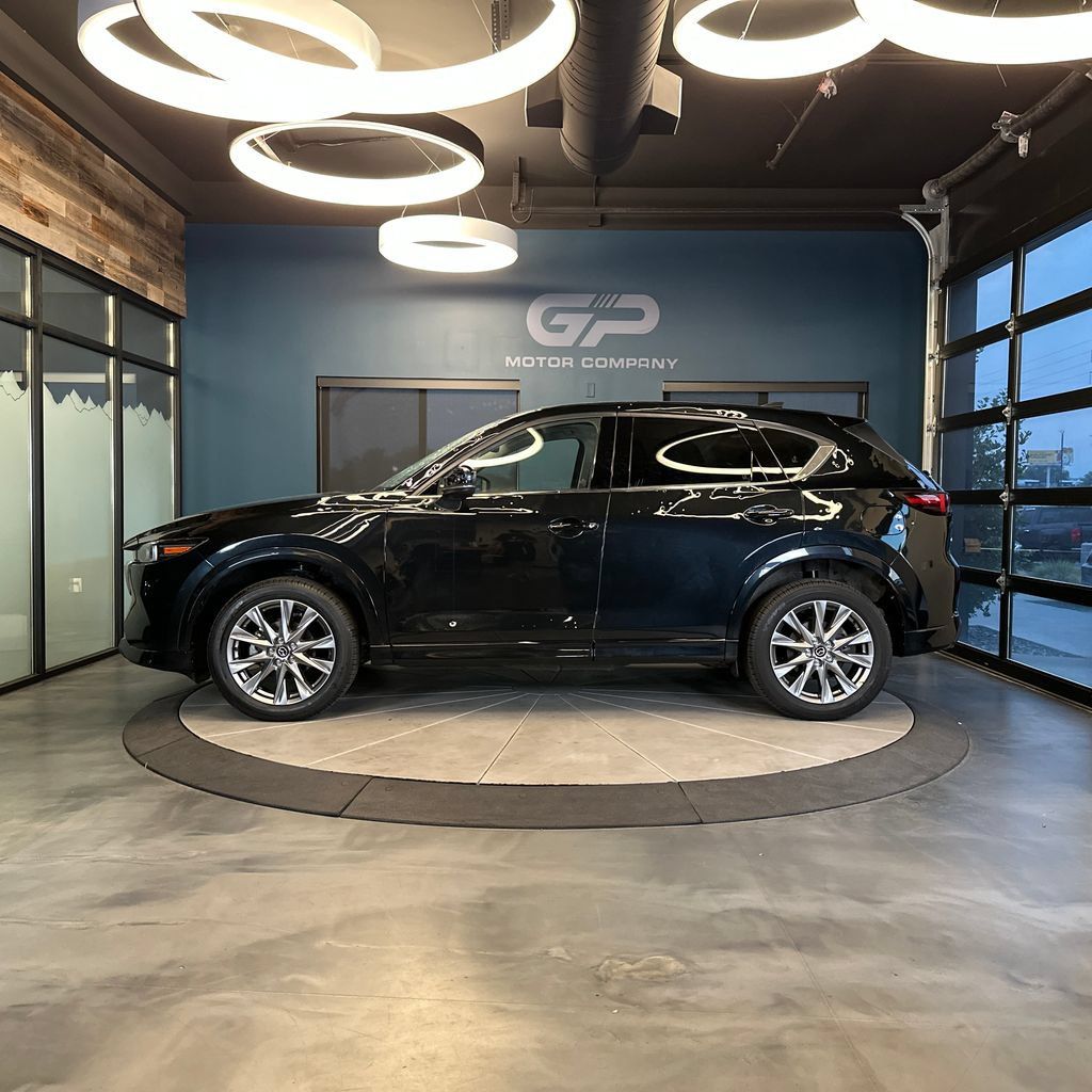 Used 2024 MAZDA CX-5 AWD 2.5 S w/ Premium Package image 6