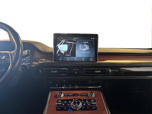 Used 2020 Lincoln Aviator Reserve w/ Equipment Group 202A AWD/4WD image 25