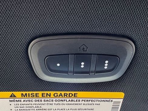 New 2026 Chrysler Pacifica Select image 29