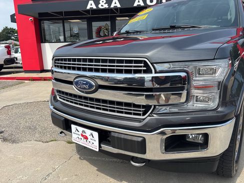 Used 2019 Ford F150 Lariat w/ Equipment Group 502A Luxury AWD/4WD image 13