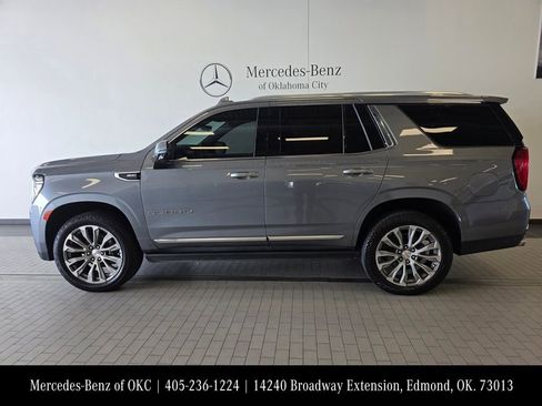 Used 2021 GMC Yukon Denali w/ Denali Premium Package image 4