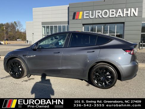Used 2023 Tesla Model Y Long Range image 26