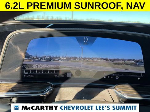 Used 2022 Cadillac Escalade ESV Premium Luxury image 21