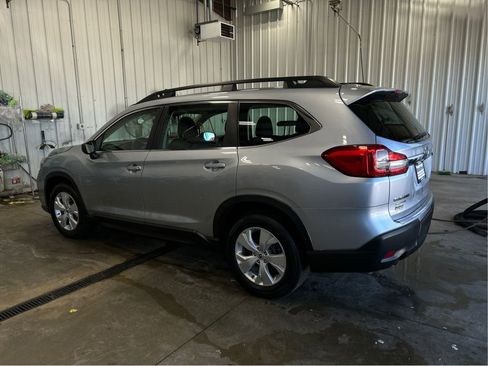Used 2021 Subaru Ascent 8-Passenger AWD/4WD image 3