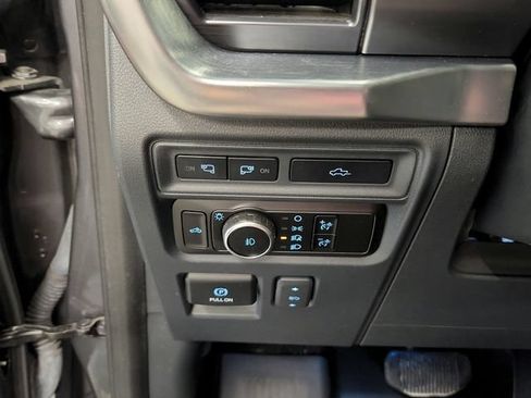 Used 2023 Ford F150 Lariat w/ Equipment Group 502A High AWD/4WD image 27