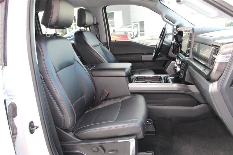 Used 2023 Ford F350 Lariat w/ FX4 Off-Road Package AWD/4WD image 12