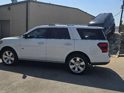 Used 2024 Ford Expedition King Ranch AWD/4WD image 2
