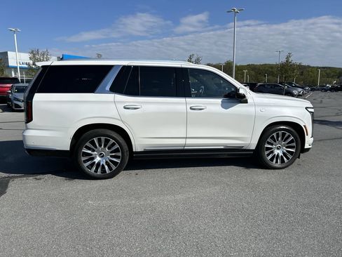 Used 2025 Cadillac Escalade Premium Luxury w/ Touring Package AWD/4WD image 8