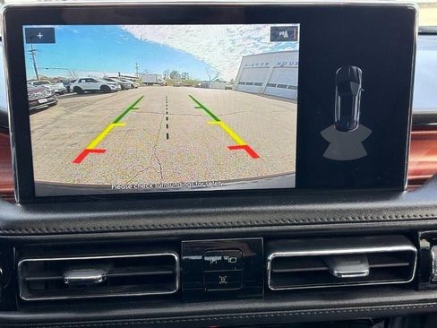 Used 2022 Lincoln Nautilus Reserve image 22