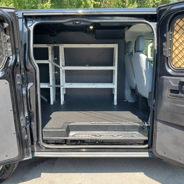 Used 2018 Ford Transit 150 130 Low Roof RWD image 31