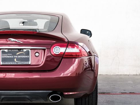 Used 2013 Jaguar XK Touring image 33