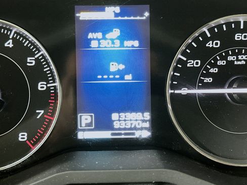 Used 2018 Subaru Impreza 2.0i Limited image 19