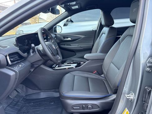 New 2026 Buick Envista Sport Touring w/ Convenience I Package FWD image 12