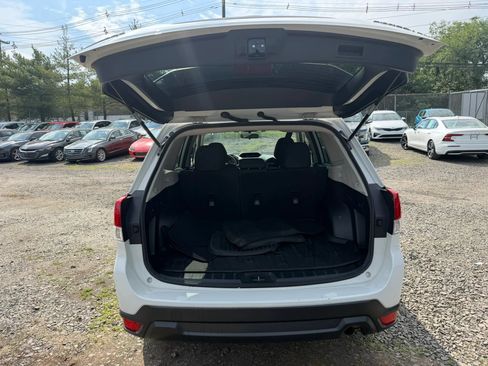 Used 2020 Subaru Forester Premium AWD/4WD image 29