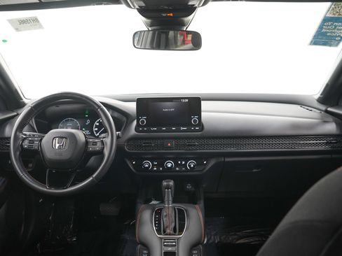 Used 2024 Honda HR-V Sport image 13