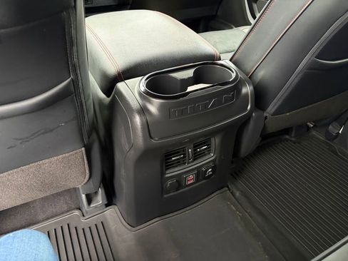 Certified 2024 Nissan Titan PRO-4X image 29