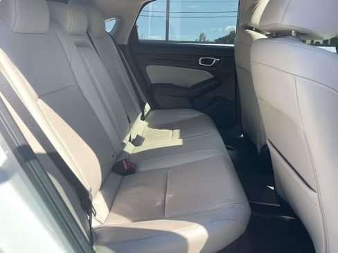 Used 2024 Honda Civic EX-L image 9