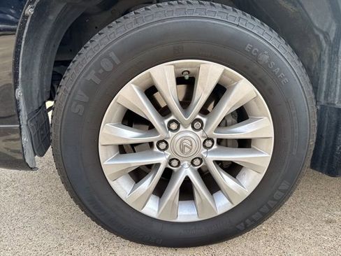 Used 2021 Lexus GX 460 Premium w/ Premium Package image 4